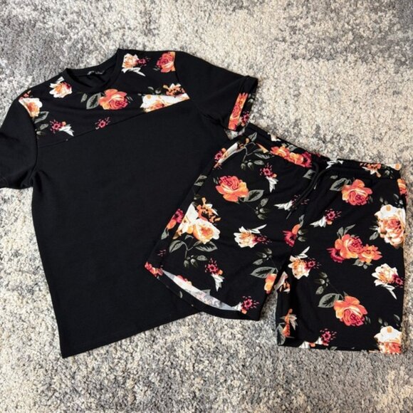 SET OF 2 - SHEIN, Men’s Floral Black Short Sleeve T-Shirt and Shorts Set, Large - Picture 1 of 13